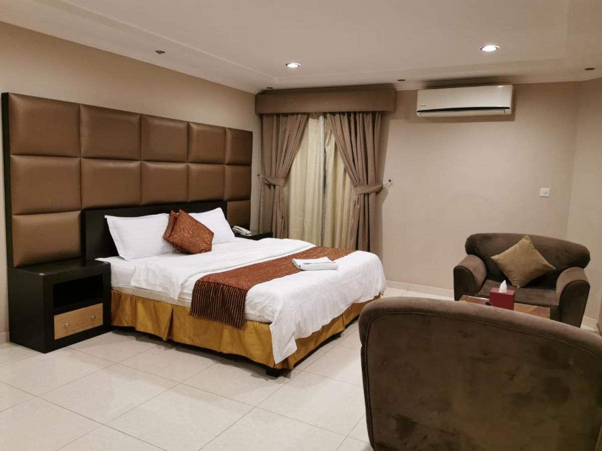 Ashbonh Hotel Suites Rijád Exteriér fotografie